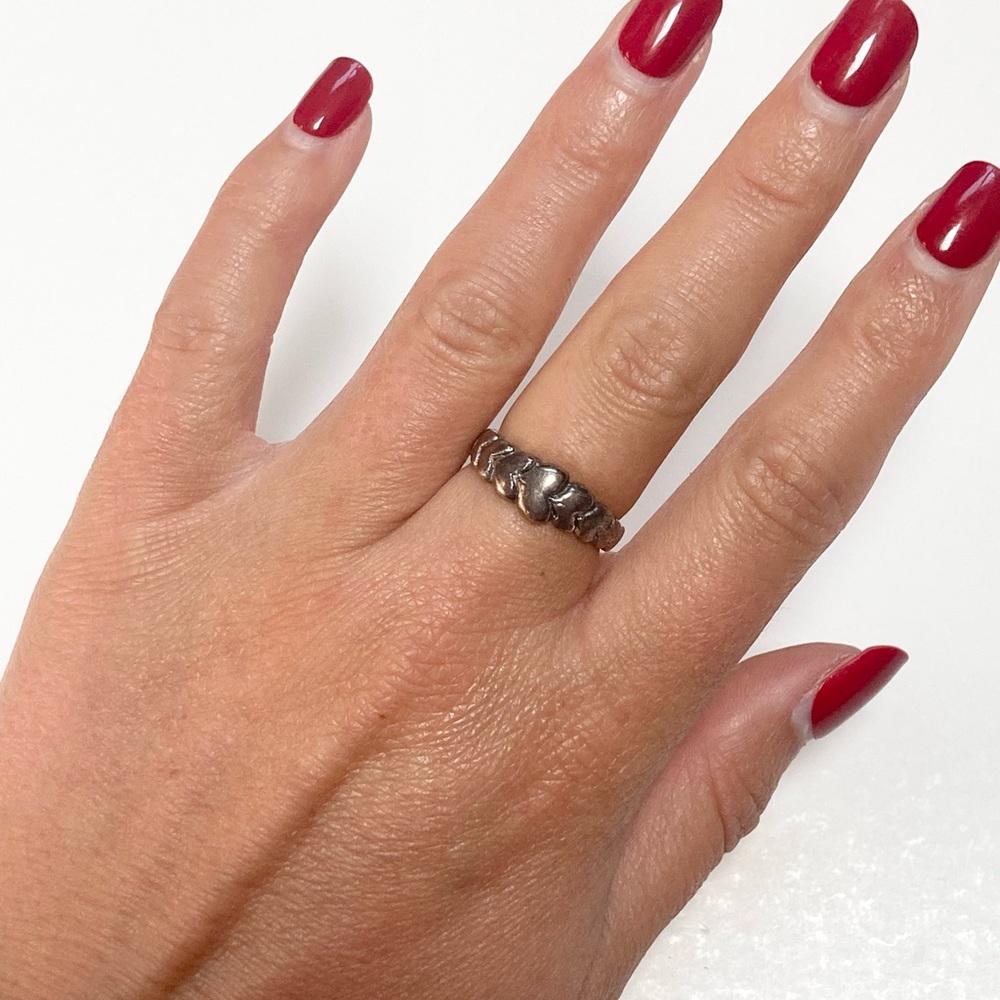 Vintage 925 Sterling Puffy Heart Band Ring